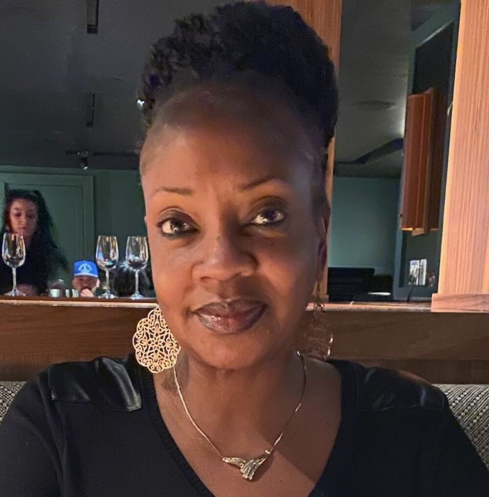 Meet your Posher, Vanessa